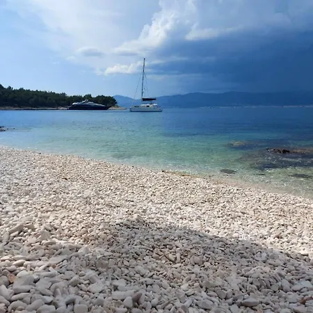 Sun Side - Ciovo 트로기르