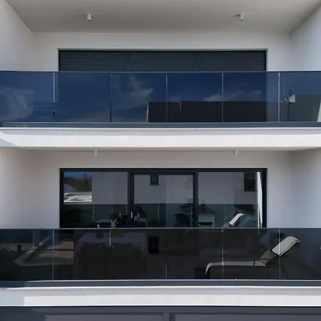 Sun Side - Ciovo 트로기르